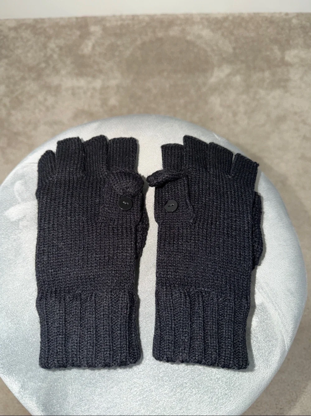NWOT Black Knit Convertible Fingerless Gloves with Flip-Top Mitt